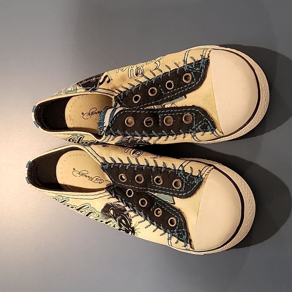 ED Hardy boys sneakers
